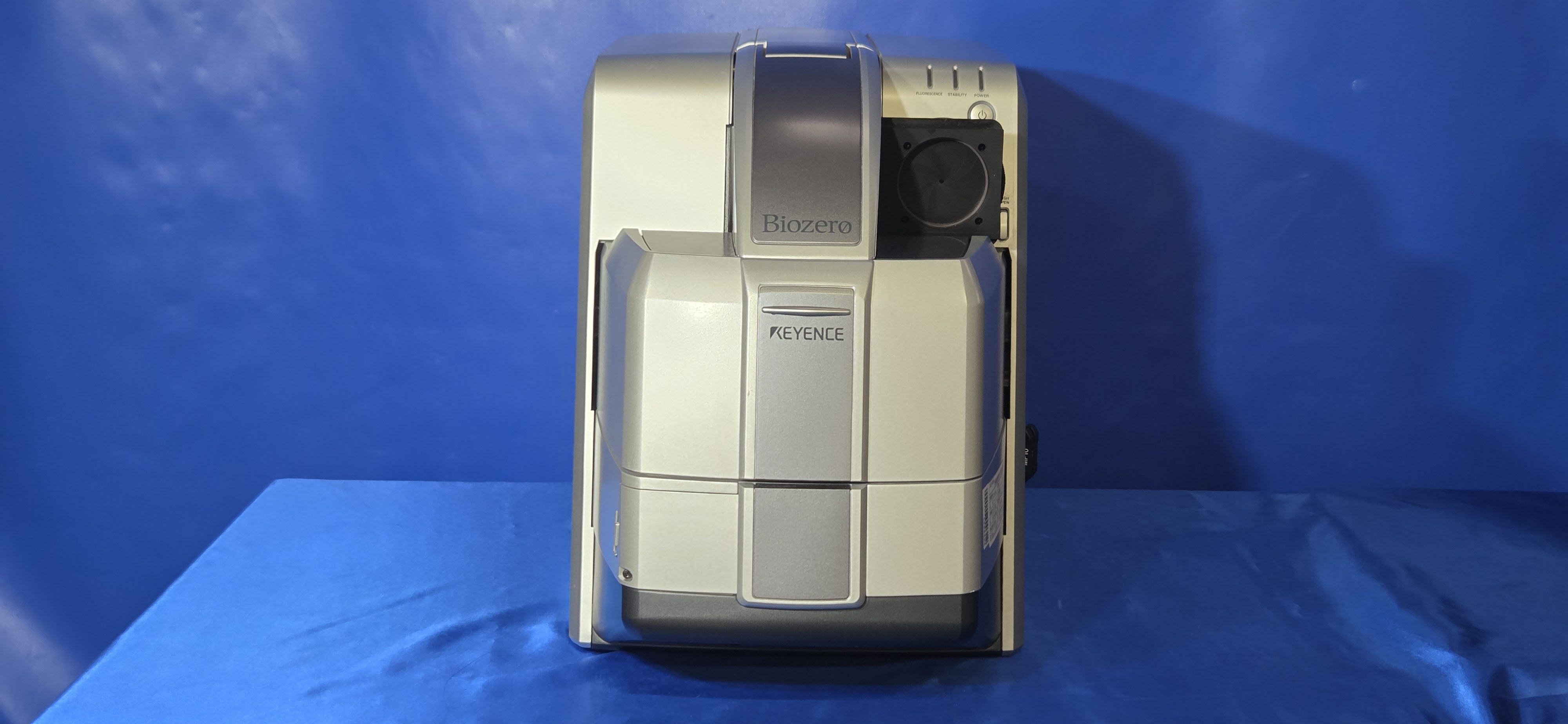 オールインワン蛍光顕微鏡 | 中古機器・試薬ならコラボメーカー